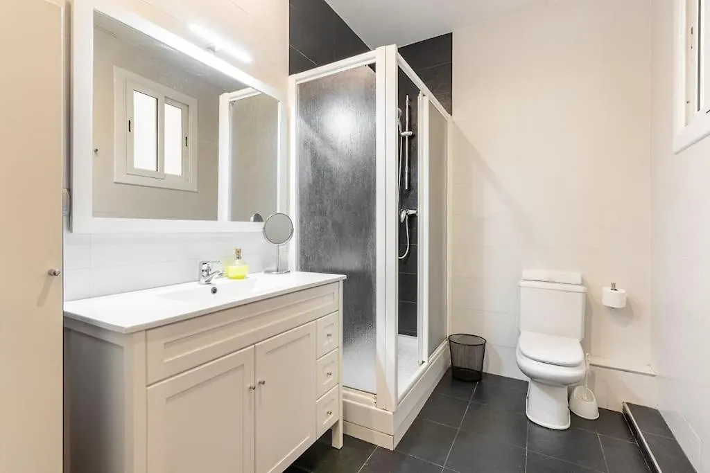 Aldana Apartment Барселона Испания