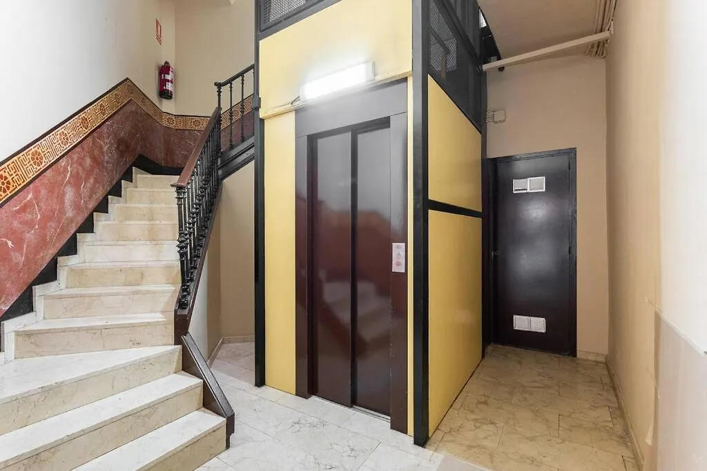 Aldana Apartment Барселона 0*,  Испания